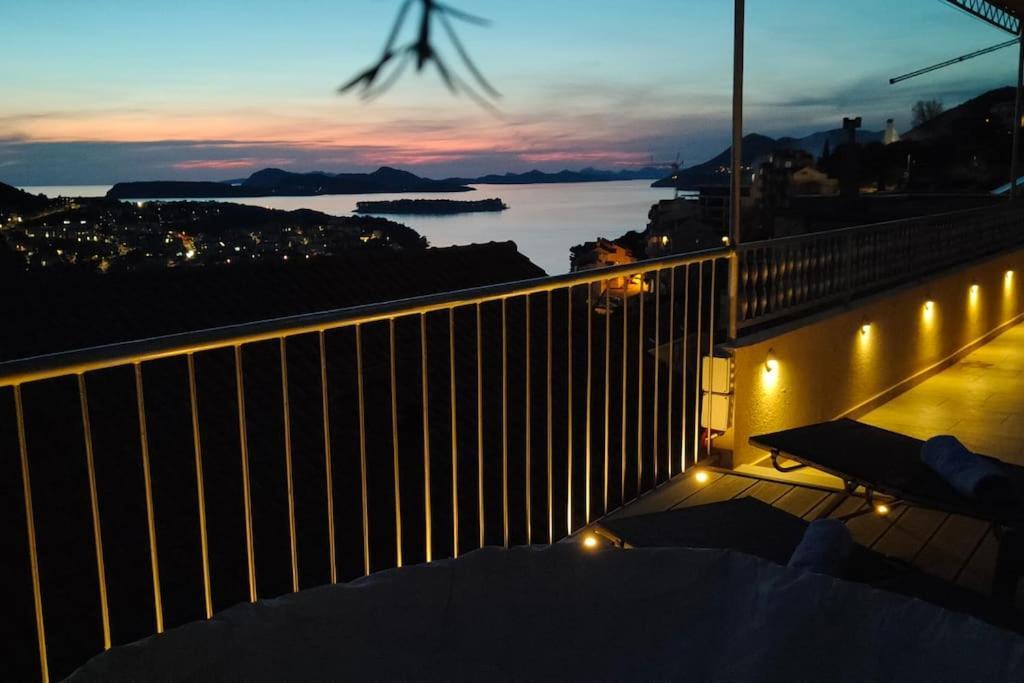 Kate'S Studio With An Amazing View Appartement Dubrovnik Buitenkant foto